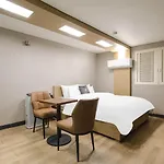 Bulgwang 3S Hotel